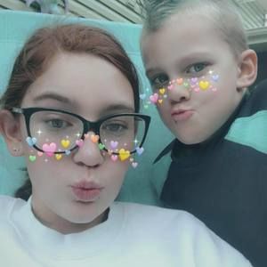 Meet your Posher, Mackenzie